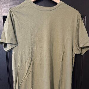 H & M Mens Basic Tshirt Moss Green Large